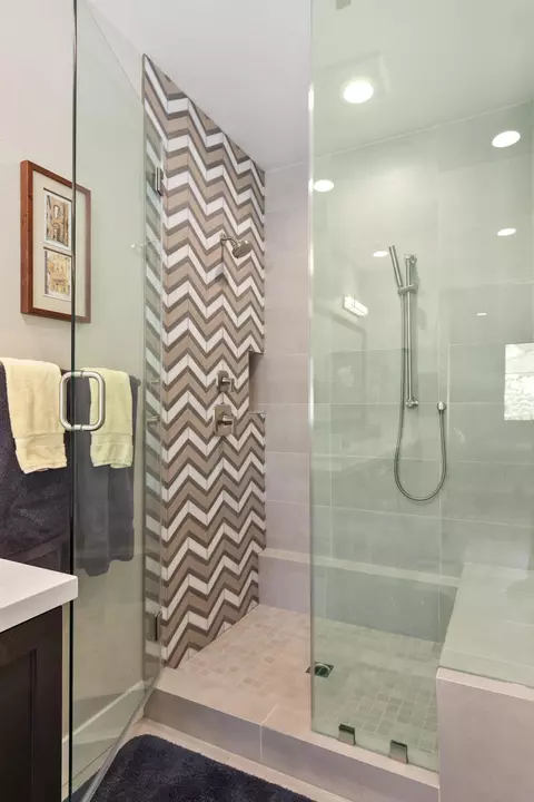 Bath - 82460 Crane Dr, Indio, CA 92201 photo 3 of 3