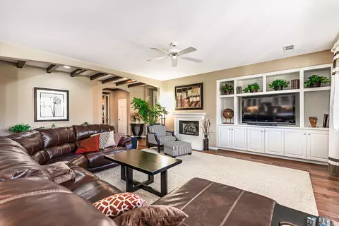Living - 42723 Rocosa St, Indio, CA 92203 photo 4 of 4
