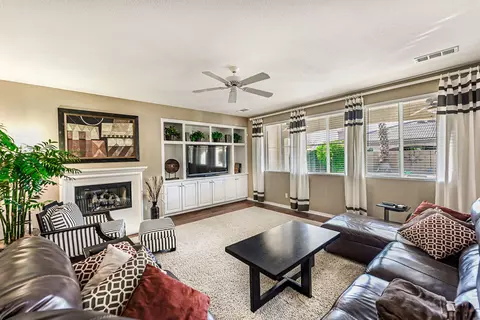 Living - 42723 Rocosa St, Indio, CA 92203 photo 2 of 4