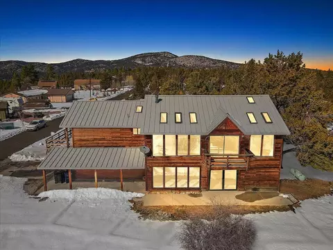 241 Dixie Lee Ln, Sugarloaf, CA 92386