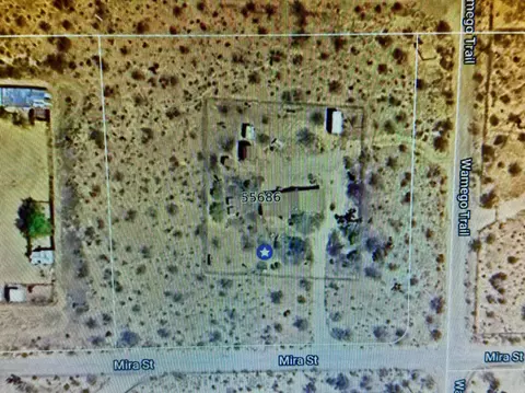 Bath - 55686 Mira St, Yucca Valley, CA 92284 photo 6 of 6