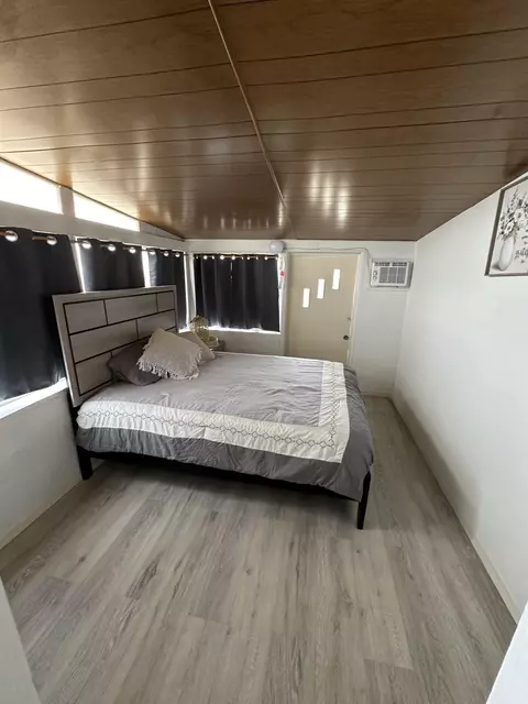 Bedroom - 55686 Mira St, Yucca Valley, CA 92284 photo 3 of 4