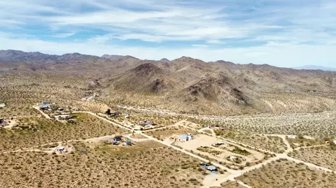 View/Area - 55686 Mira St, Yucca Valley, CA 92284 photo 5 of 5