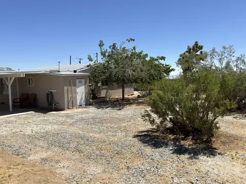 Exterior - 55686 Mira St, Yucca Valley, CA 92284 photo 24 of 29