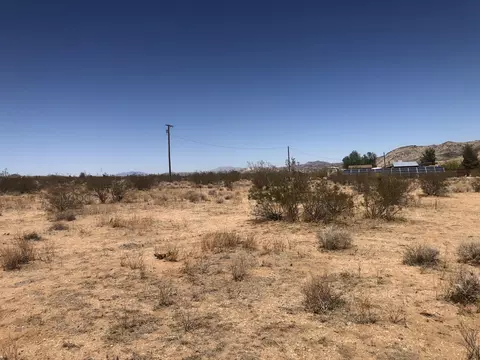 0 Lillac Ln, Landers, CA 92285 photo 5