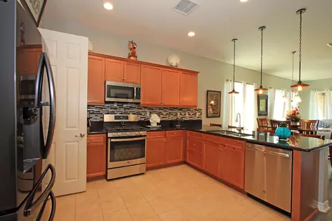 Kitchen - 43633 Treviso Dr, Indio, CA 92203 photo 2 of 4