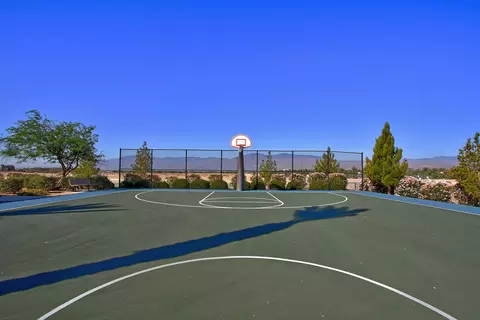 View/Area - 43633 Treviso Dr, Indio, CA 92203 photo 6 of 16