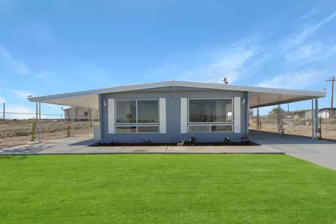 2543 Sea Belle Ave, Thermal, CA 92274