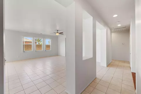Entry Way - 41311 Endicott Ct, Indio, CA 92203 photo 2 of 4