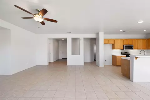 Kitchen - 41311 Endicott Ct, Indio, CA 92203 photo 3 of 9