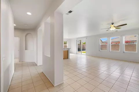 Entry Way - 41311 Endicott Ct, Indio, CA 92203 photo 1 of 4