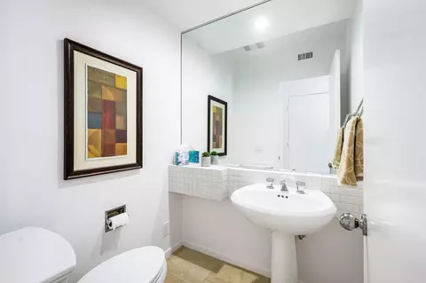Bath - 57646 Interlachen, La Quinta, CA 92253 photo 6 of 6
