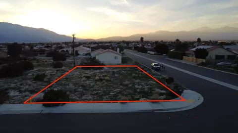 18 Avenida Rambla, Desert Hot Springs, CA 92240
