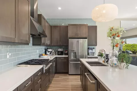 Kitchen - 82530 E Mccarroll Dr, Indio, CA 92201 photo 4 of 5