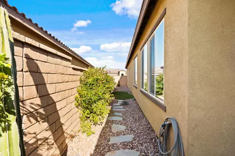 Exterior - 43653 Treviso Dr, Indio, CA 92203 photo 5 of 14