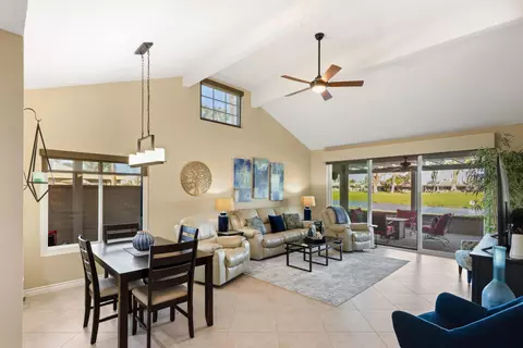 2900 Calle Loreto, Palm Springs, CA 92264