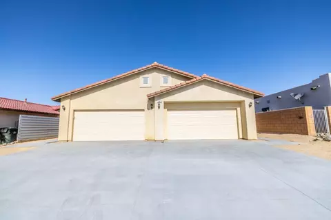 13815 Sarita Dr, Desert Hot Springs, CA 92240