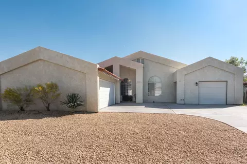 32408 Canyon Vista Rd, Cathedral City, CA 92234