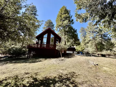 25491 Franklin Dr, Idyllwild, CA 92549