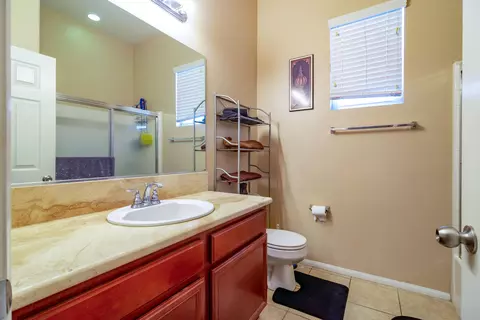 Bath - 82773 Mount Riley Dr, Indio, CA 92203 photo 4 of 4