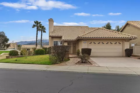 1082 Fairway Oaks Ave, Banning, CA 92220
