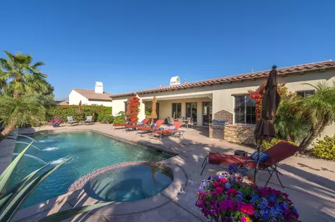 Exterior - 81913 Contento St, La Quinta, CA 92253 photo 9 of 19