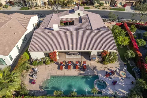 View/Area - 81913 Contento St, La Quinta, CA 92253 photo 5 of 6