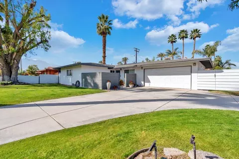 69990 Papaya Ln, Cathedral City, CA 92234