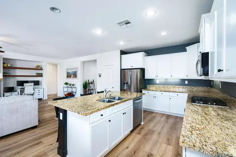 Kitchen - 42418 Andes Ct, Indio, CA 92203 photo 1 of 5