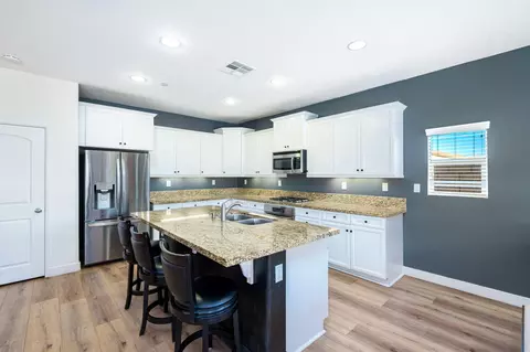 Kitchen - 42418 Andes Ct, Indio, CA 92203 photo 3 of 5