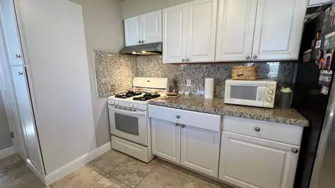 Kitchen - 82237 Luce Court Ct, Indio, CA 92201 photo 2 of 6