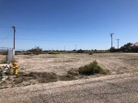2868 Leto Ave, Thermal, CA 92274