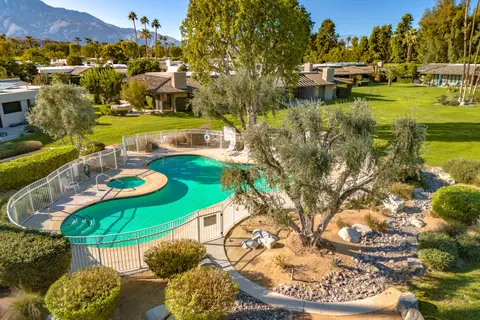 2 Wesleyan Ct, Rancho Mirage, CA 92270
