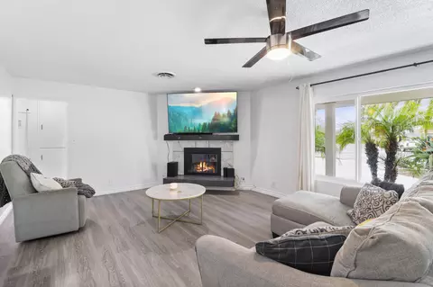 3022 Mockingbird Ln, Hemet, CA 92544 photo 4