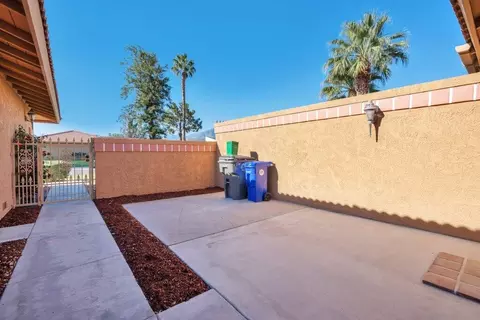 Exterior - 82118 Bergman Dr, Indio, CA 92201 photo 4 of 13