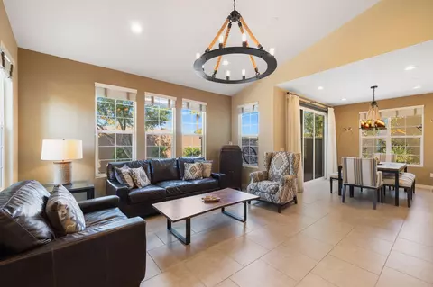 Living - 52155 Desert Spoon Ct, La Quinta, CA 92253 photo 3 of 6