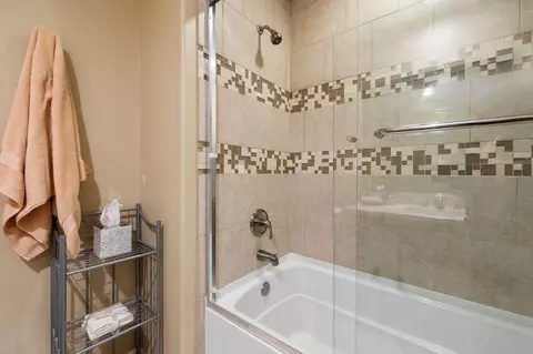 Bath - 52155 Desert Spoon Ct, La Quinta, CA 92253 photo 6 of 6
