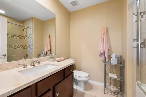 Bath - 52155 Desert Spoon Ct, La Quinta, CA 92253 photo 5 of 6