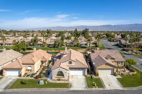 82664 Heston Dr, Indio, CA 92201 photo 4