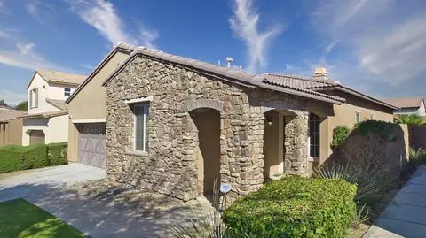 Exterior - 84136 Canzone Dr, Indio, CA 92203 photo 7 of 10