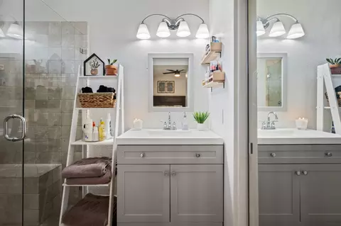 Bath - 80415 Suncastle Rd, Indio, CA 92201 photo 5 of 6