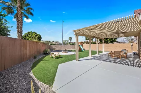 Exterior - 80415 Suncastle Rd, Indio, CA 92201 photo 10 of 14