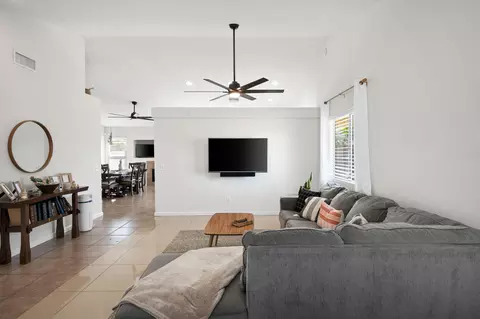 Living - 80415 Suncastle Rd, Indio, CA 92201 photo 5 of 6