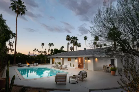 2087 S Divot Ln, Palm Springs, CA 92264