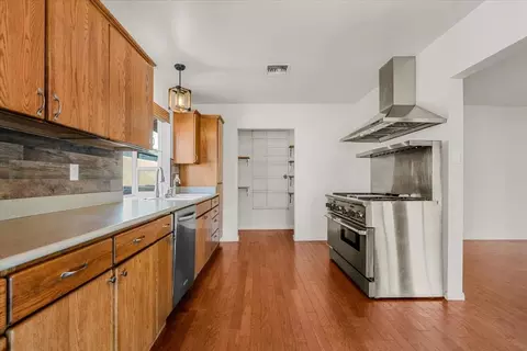 Kitchen - 45237 Lassen Ct, Indio, CA 92201 photo 3 of 5