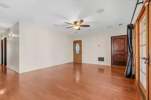 Living - 45237 Lassen Ct, Indio, CA 92201 photo 2 of 2