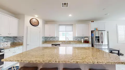 Kitchen - 82956 Wordsworth Ct, Indio, CA 92201 photo 5 of 7
