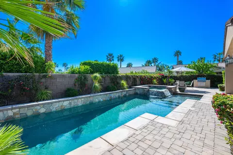 60304 Poinsettia Pl, La Quinta, CA 92253