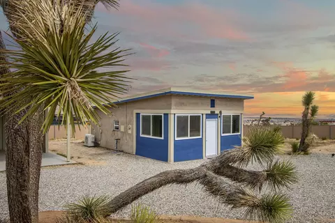61068 Sunburst Dr, Joshua Tree, CA 92252