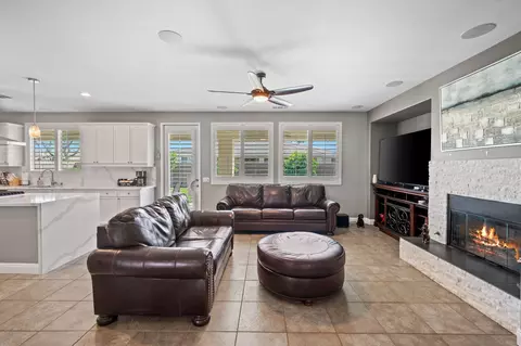 Living - 82731 Cody Dr, Indio, CA 92203 photo 4 of 6